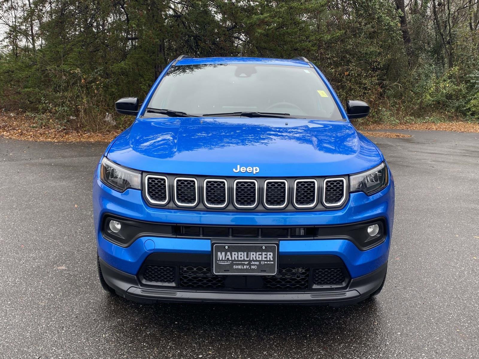 Used 2023 Jeep Compass Latitude w/ Sun and Sound Group image 2