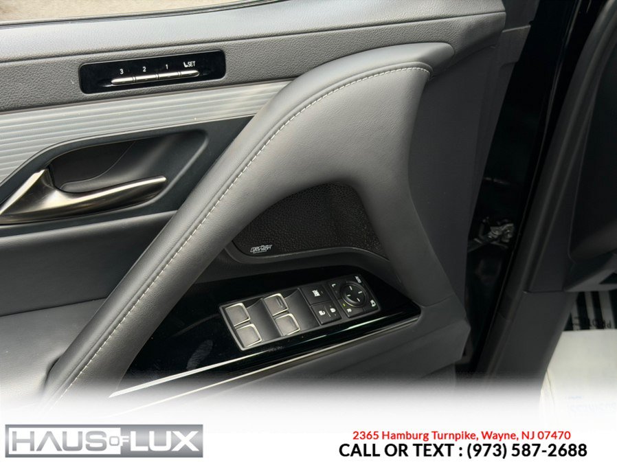 Used 2023 Lexus LX 600 F Sport w/ Accessory Package (Z1) AWD/4WD image 13