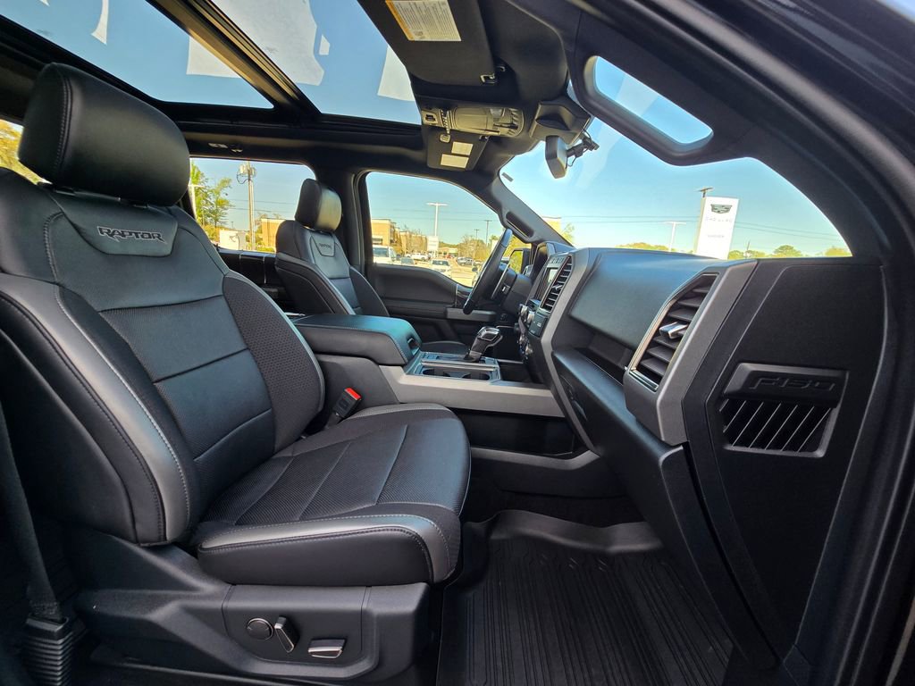 Used 2020 Ford F150 Raptor w/ Equipment Group 802A Luxury AWD/4WD image 16