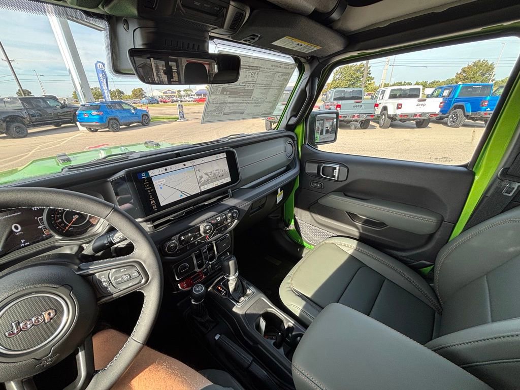 New 2025 Jeep Gladiator Mojave image 17