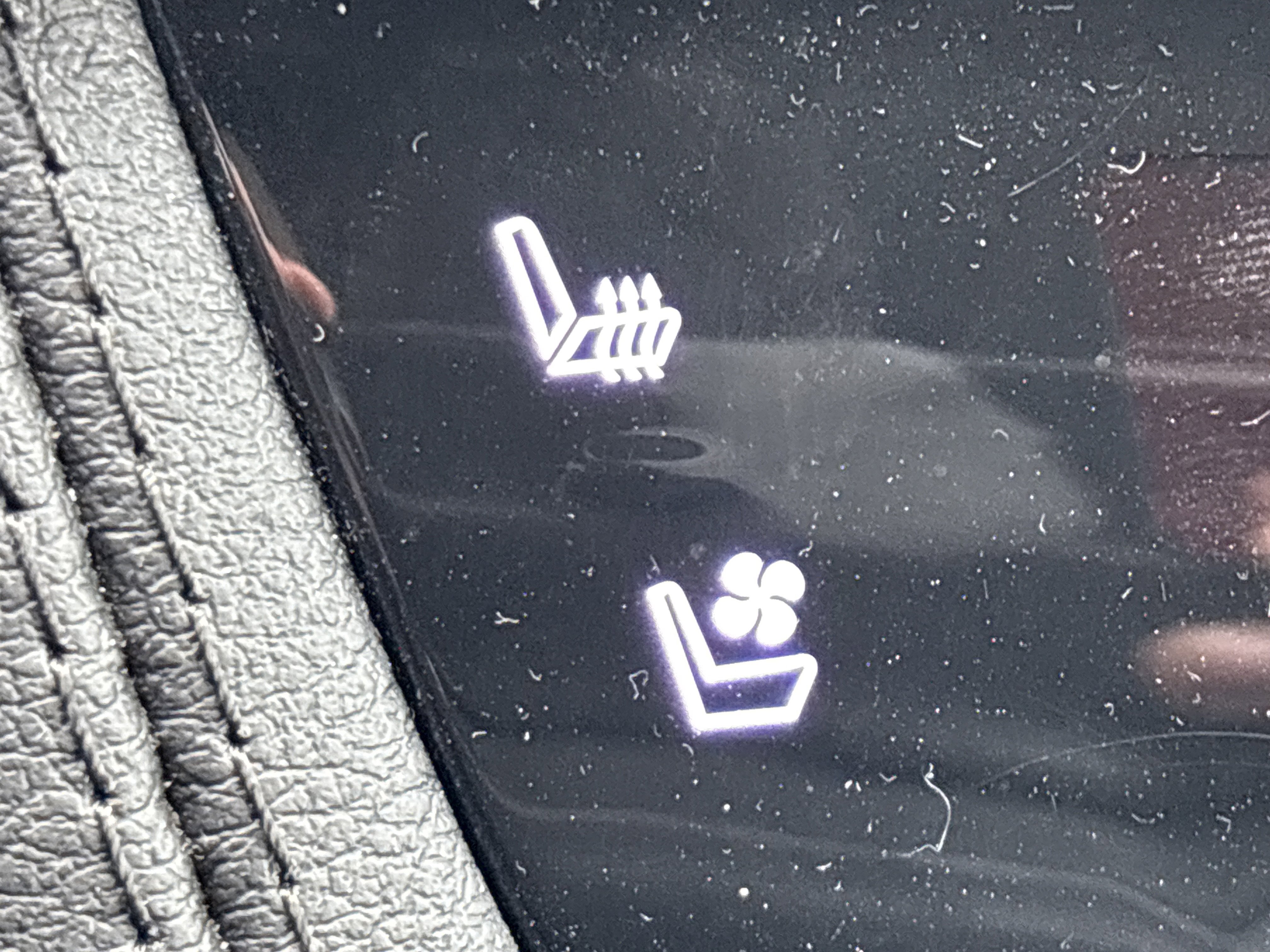 Used 2023 Cadillac XT6 Premium Luxury image 29