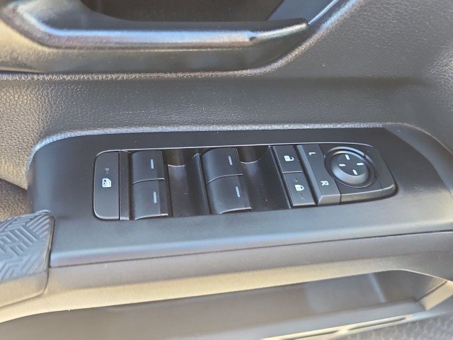 Used 2025 Toyota Tacoma SR5 RWD image 22