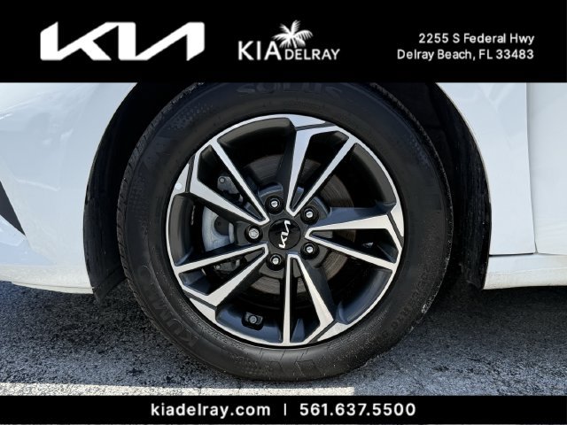 Certified 2024 Kia Forte LXS FWD image 29