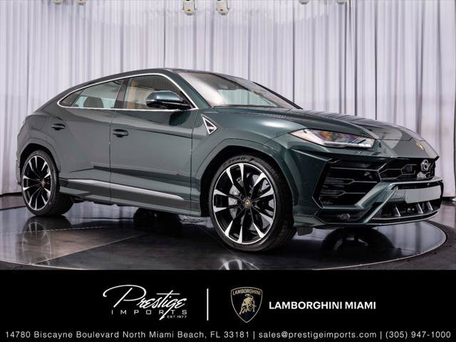 Used 2021 Lamborghini Urus AWD/4WD image 1