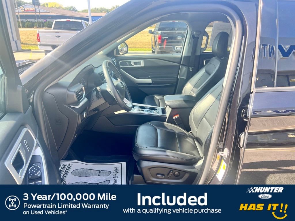 Used 2023 Ford Explorer XLT w/ Equipment Group 202A image 2