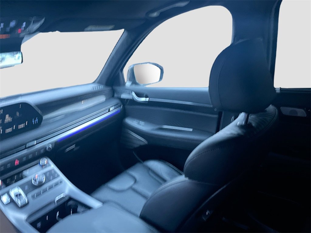 Used 2024 Hyundai Palisade Calligraphy image 25