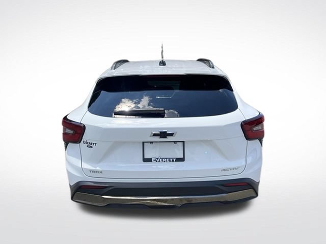 Used 2025 Chevrolet Trax ACTIV w/ Driver Confidence Package FWD image 8