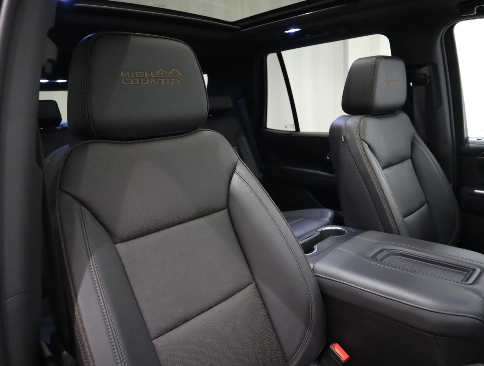 Used 2023 Chevrolet Tahoe High Country w/ Premium Package 2 image 18