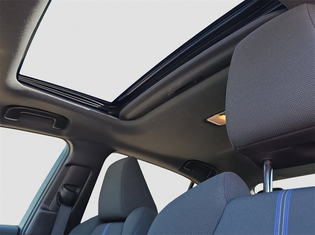 Used 2022 Toyota Corolla SE image 8