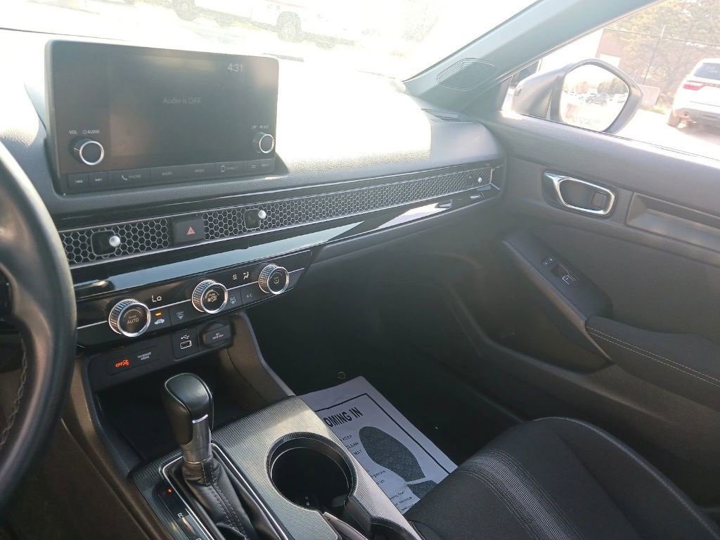Used 2022 Honda Civic Sport image 15