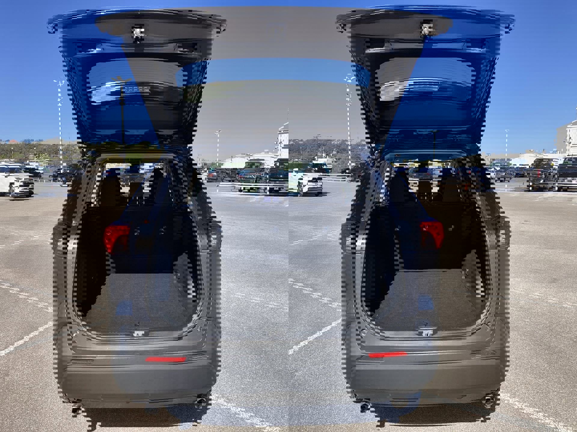 Certified 2025 Toyota RAV4 LE image 21