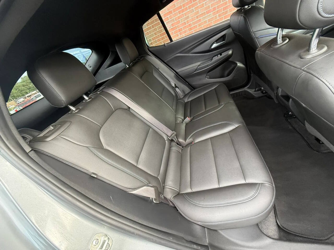 Used 2024 Buick Envista Sport Touring w/ Convenience I Package FWD image 24