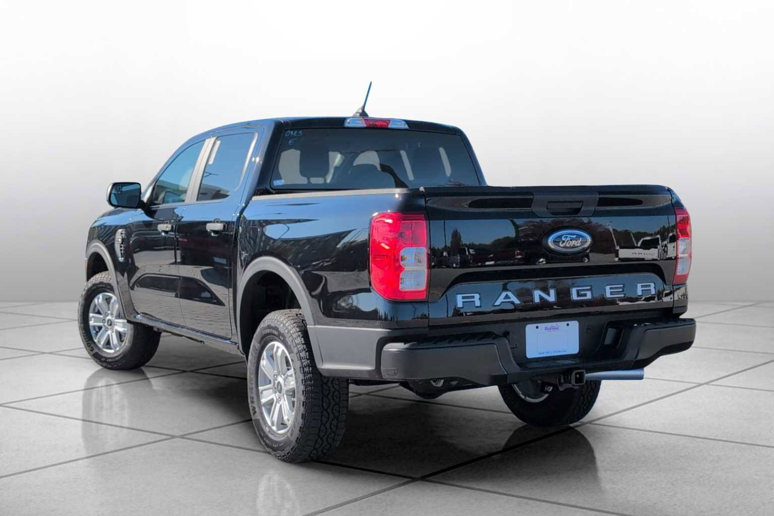 New 2025 Ford Ranger XL w/ Trailer Tow Package image 13