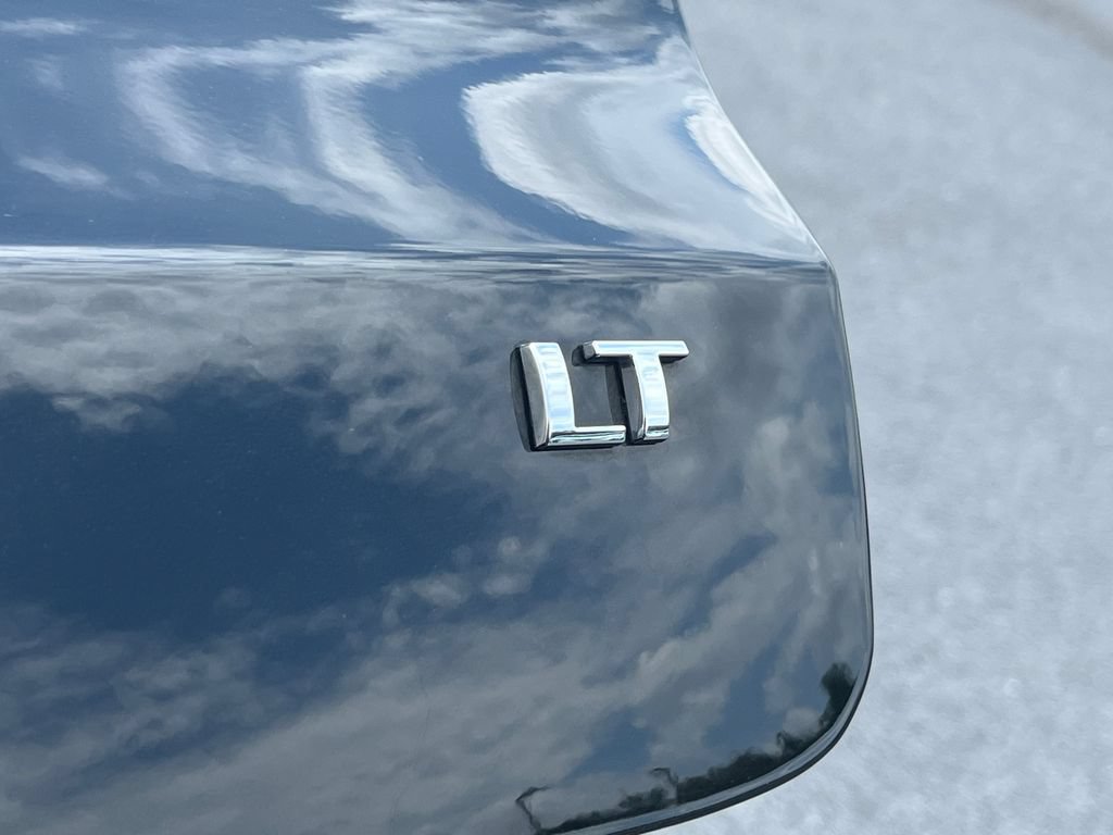Used 2025 Chevrolet TrailBlazer LT AWD/4WD image 17