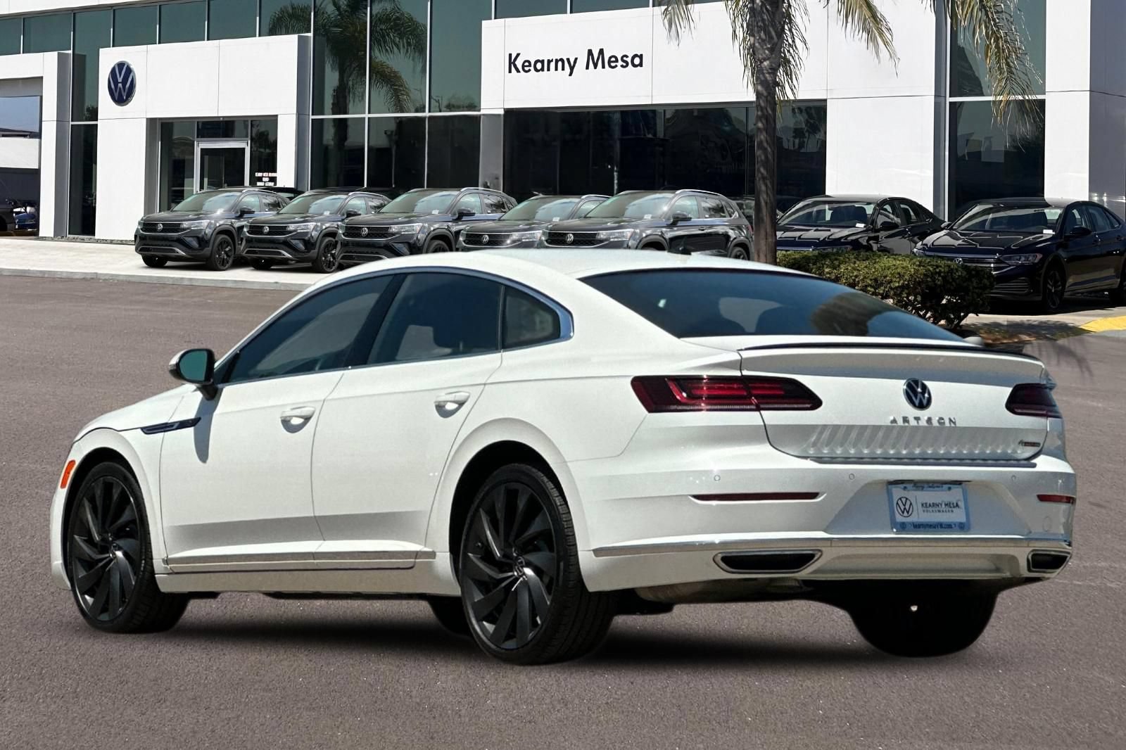 Used 2023 Volkswagen Arteon SEL AWD/4WD image 6