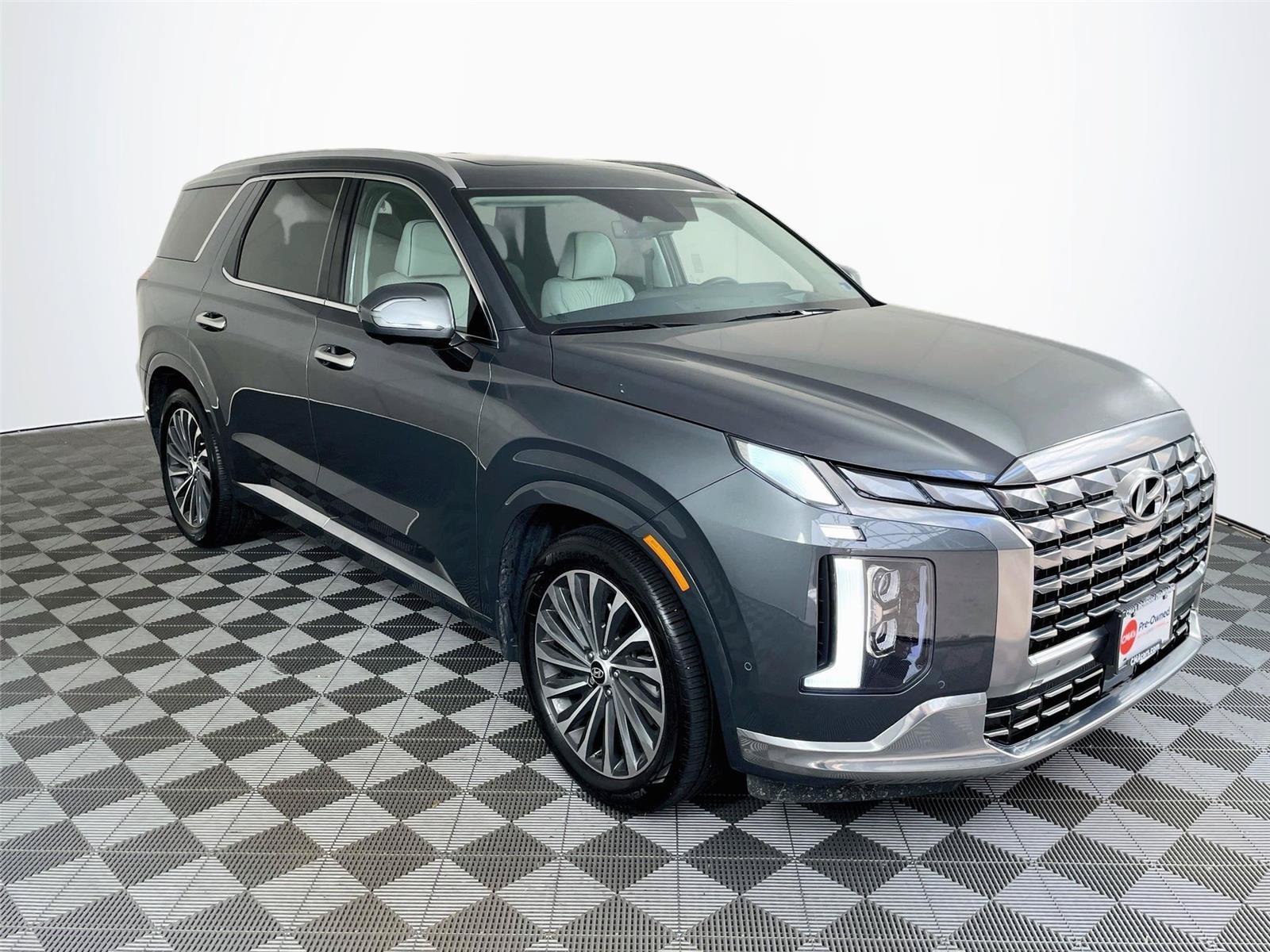 Used 2025 Hyundai Palisade Calligraphy