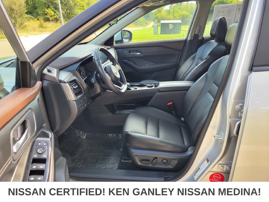 Certified 2023 Nissan Rogue SV w/ SV Premium B Package AWD/4WD image 39