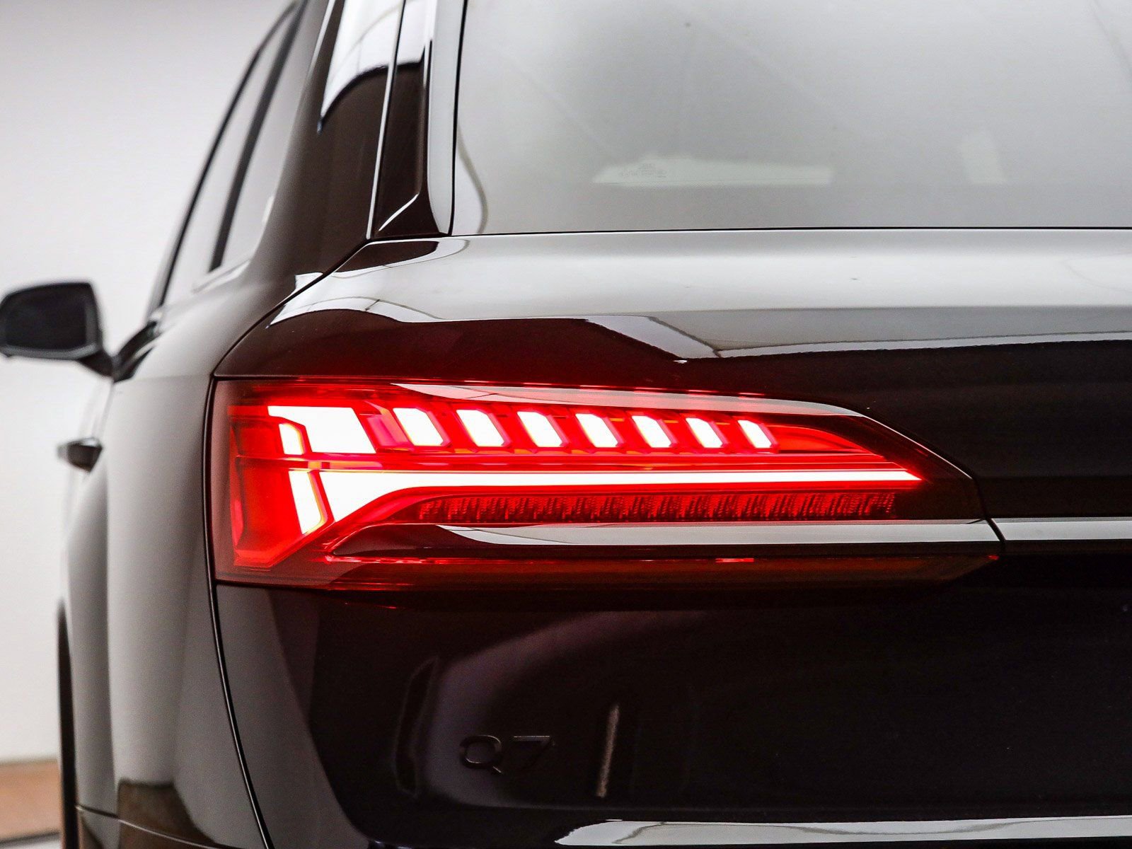 New 2026 Audi Q7 3.0T Premium Plus AWD/4WD image 11
