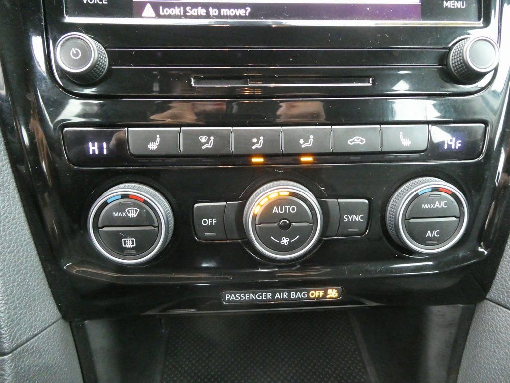 Used 2020 Volkswagen Passat 2.0T SE image 9