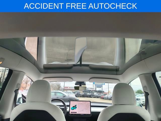 Used 2021 Tesla Model Y Long Range image 4