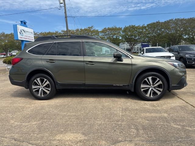 Used 2018 Subaru Outback 2.5i Limited AWD/4WD image 4