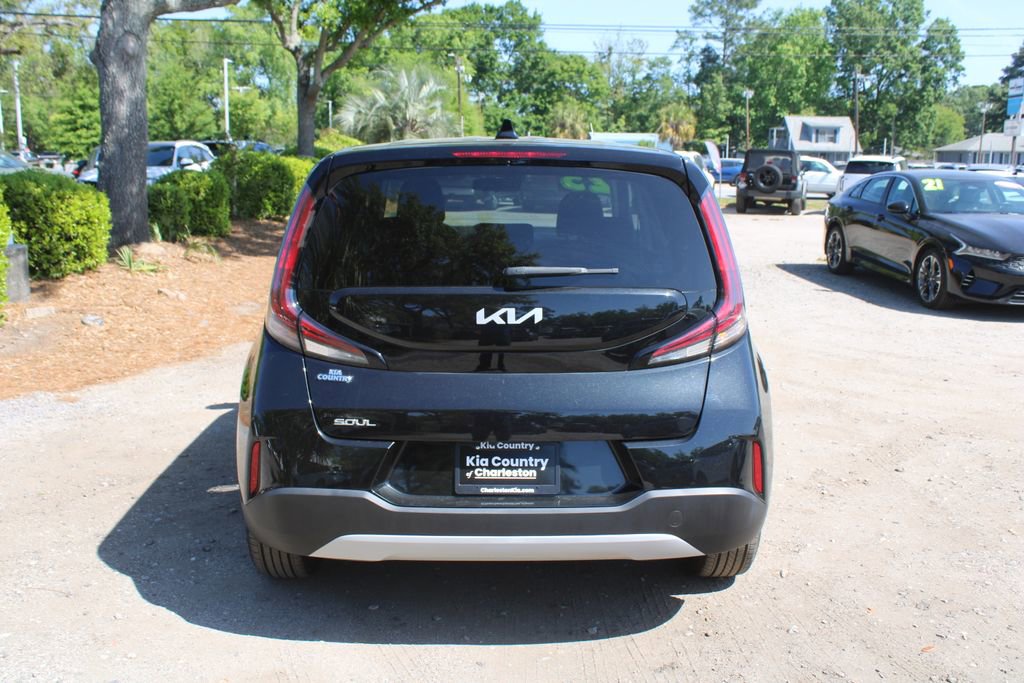 Certified 2023 Kia Soul LX image 8