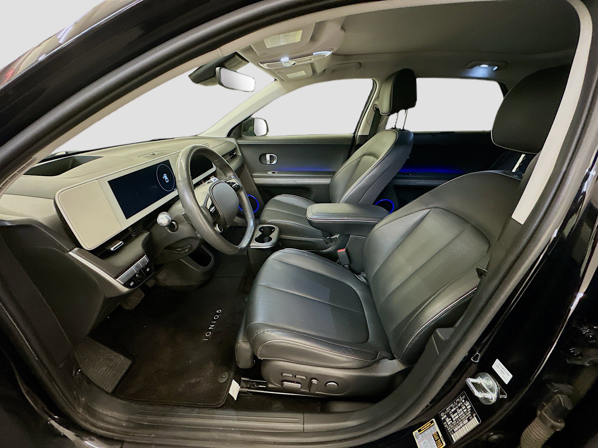 Used 2023 Hyundai Ioniq 5 Limited w/ Cargo Package image 13