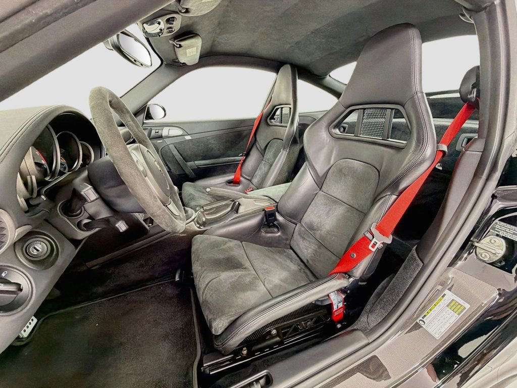 Used 2008 Porsche 911 GT2 RWD image 5