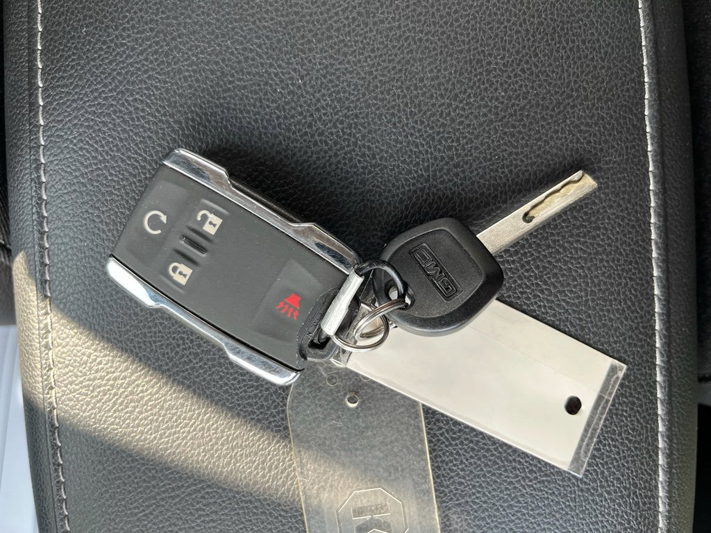 Used 2020 GMC Canyon SLT w/ Driver Alert Package image 29