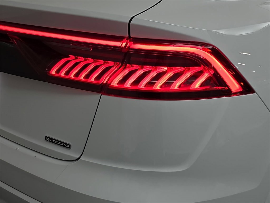 Used 2023 Audi Q8 Prestige w/ Prestige Package image 35