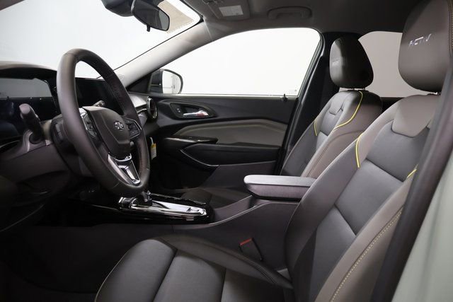 New 2026 Chevrolet Trax ACTIV w/ Driver Confidence Package FWD image 11