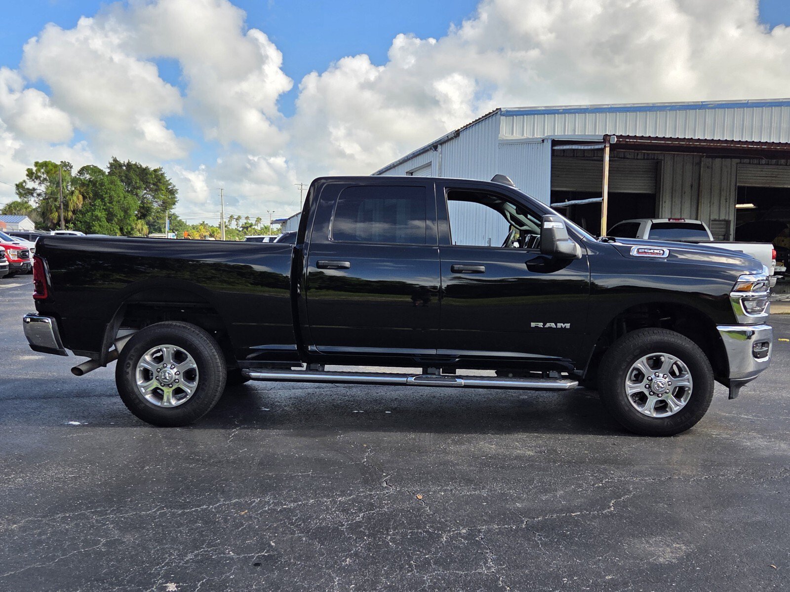 Used 2026 RAM 2500 Big Horn AWD/4WD image 6