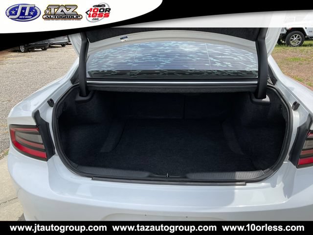 Used 2015 Dodge Charger SE RWD image 17