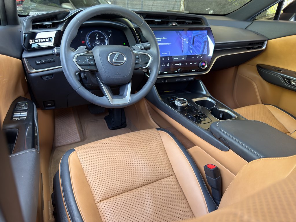Certified 2023 Lexus RZ 450e Premium w/ Technology Package AWD/4WD image 10