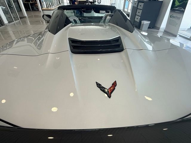 New 2026 Chevrolet Corvette ZR1 w/ ZR1 Carbon Fiber Aero Package image 12