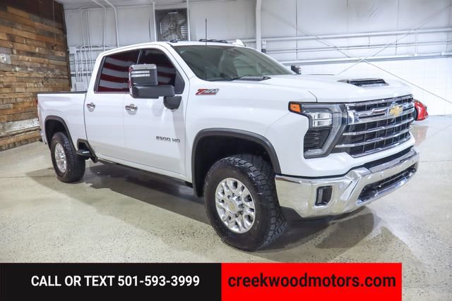 Used 2024 Chevrolet Silverado 2500 LTZ w/ LTZ Convenience Package image 2