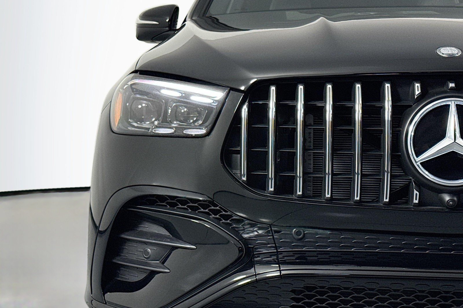 New 2026 Mercedes-Benz GLE 53 AMG 4MATIC Coupe image 13