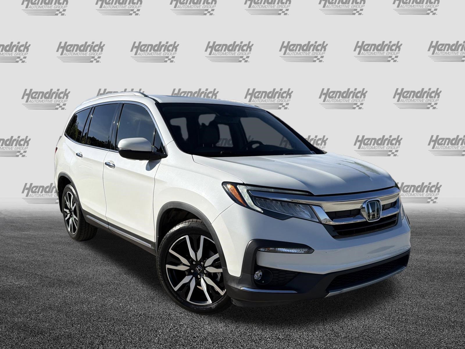Used 2020 Honda Pilot Touring image 2