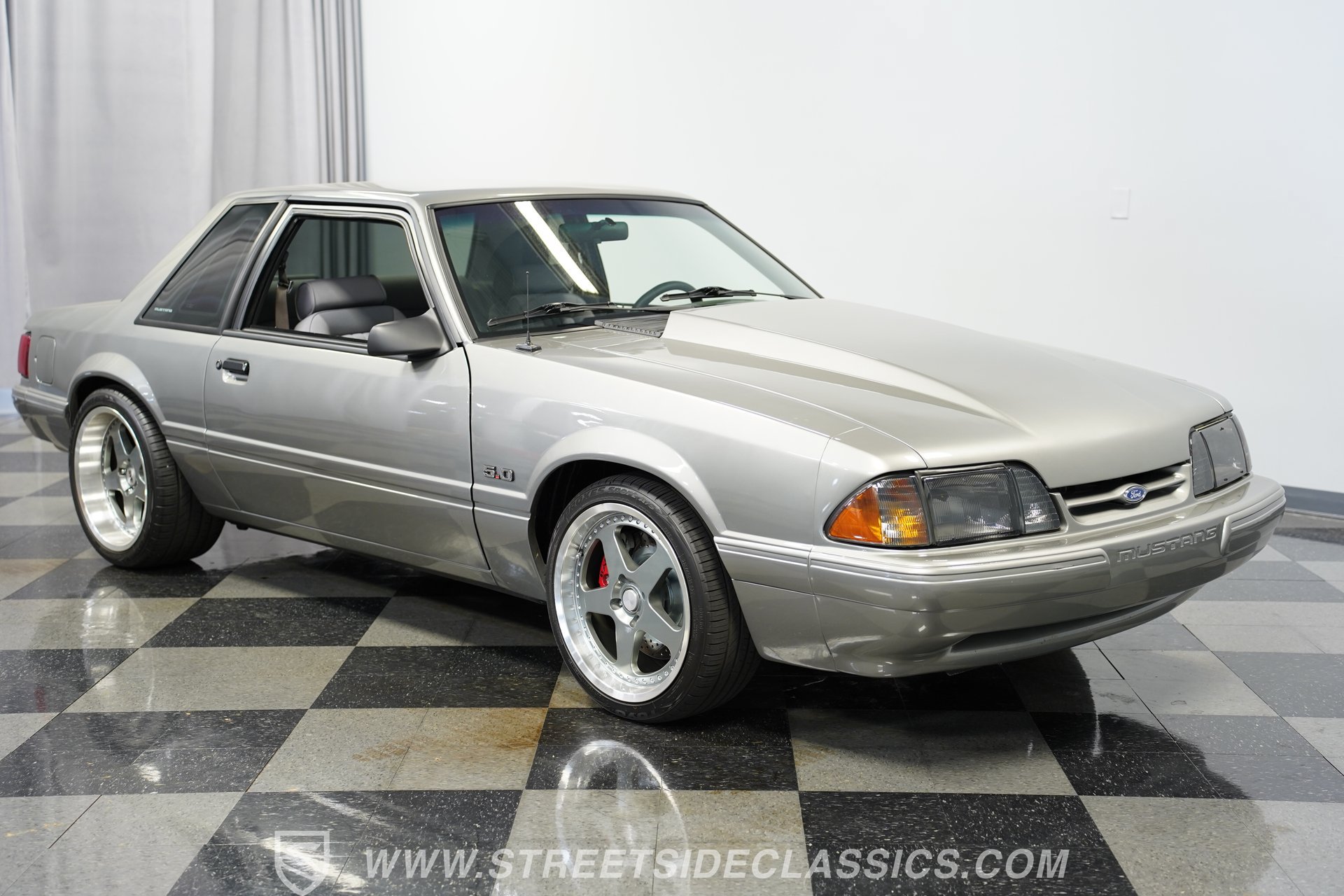 Used 1987 Ford Mustang LX RWD image 18