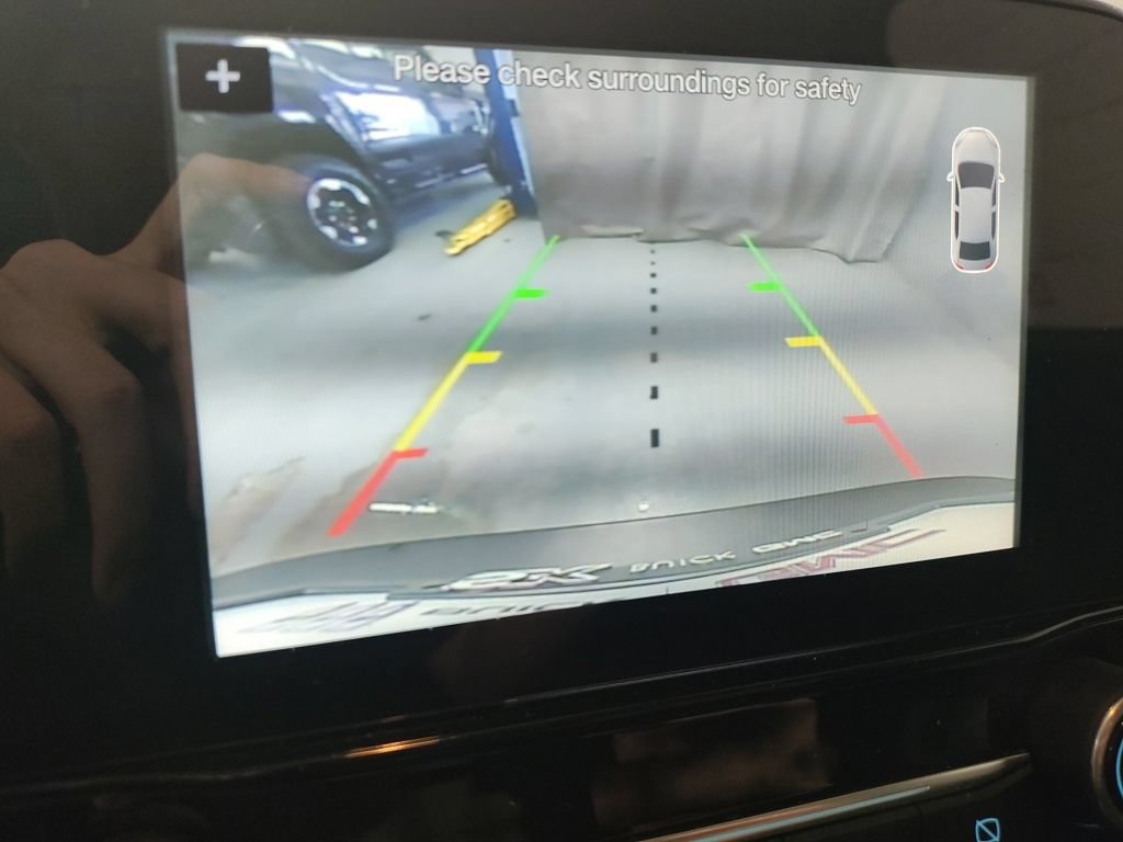 Used 2018 Ford EcoSport SE FWD image 30