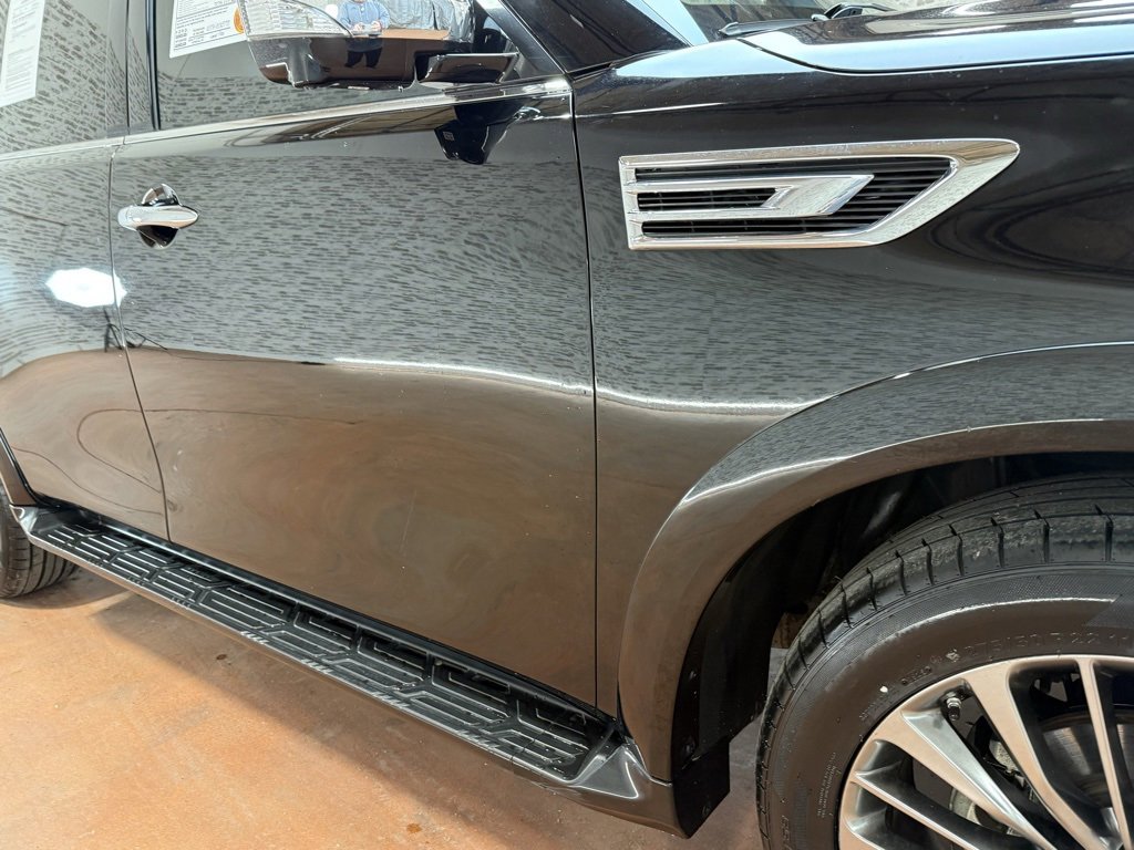 Used 2021 INFINITI QX80 Sensory w/ Cargo Package image 12