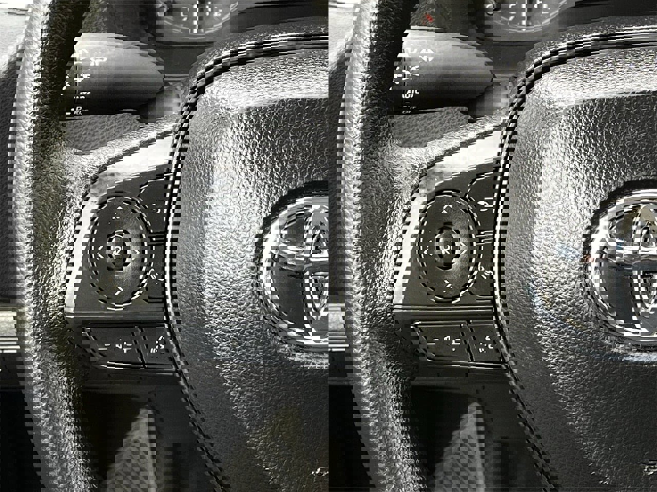 Used 2024 Toyota Corolla LE image 12