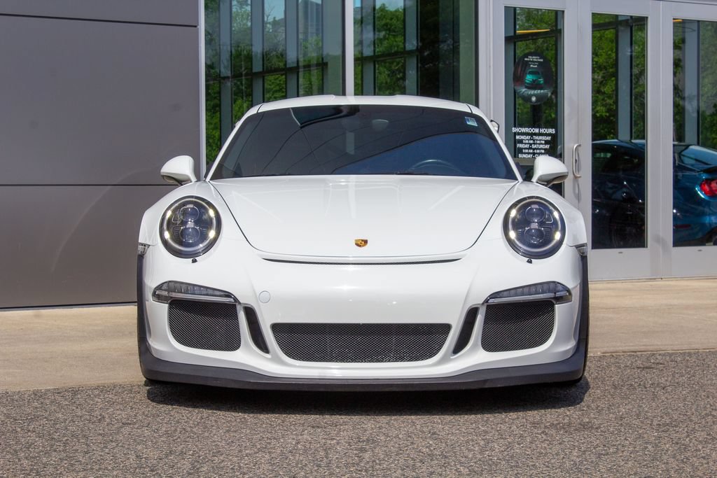 Used 2016 Porsche 911 GT3 RS RWD image 2