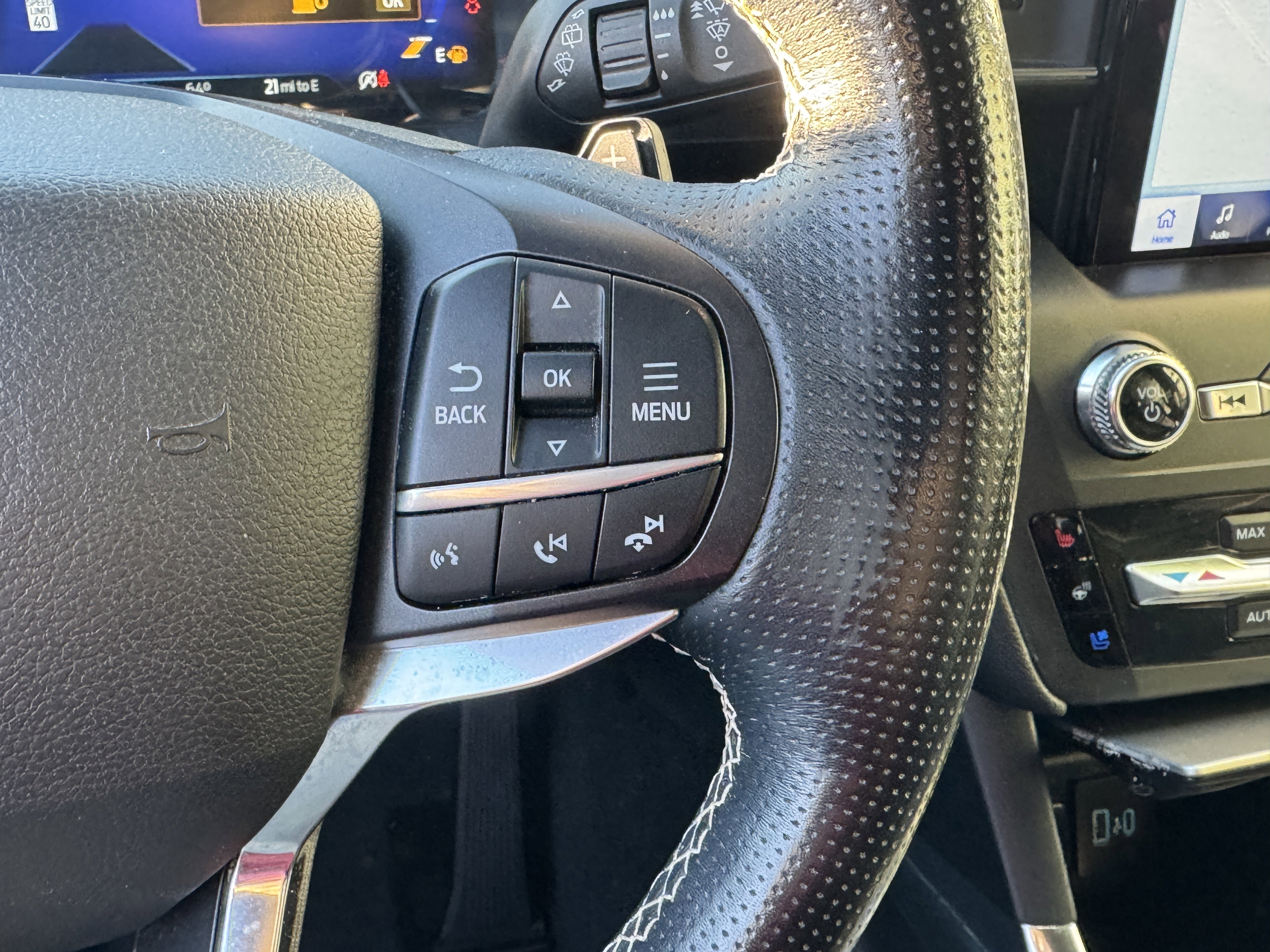 Used 2020 Ford Explorer ST w/ ST Street Pack image 25