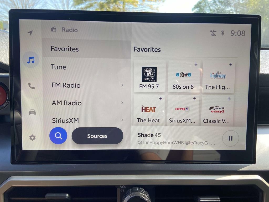 Used 2025 Toyota Tacoma TRD Sport image 23