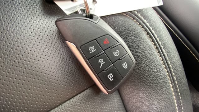 Used 2024 Chevrolet Tahoe Premier AWD/4WD image 21