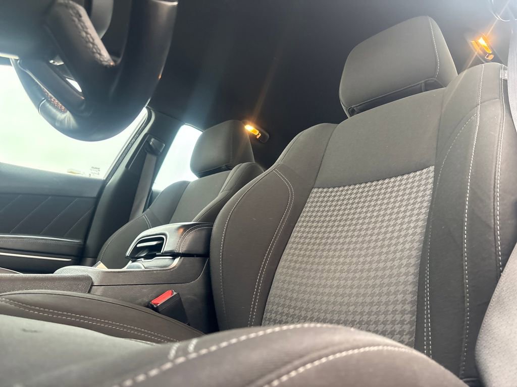 Used 2023 Dodge Charger SXT image 10
