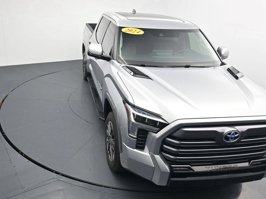 Used 2024 Toyota Tundra Limited AWD/4WD image 24