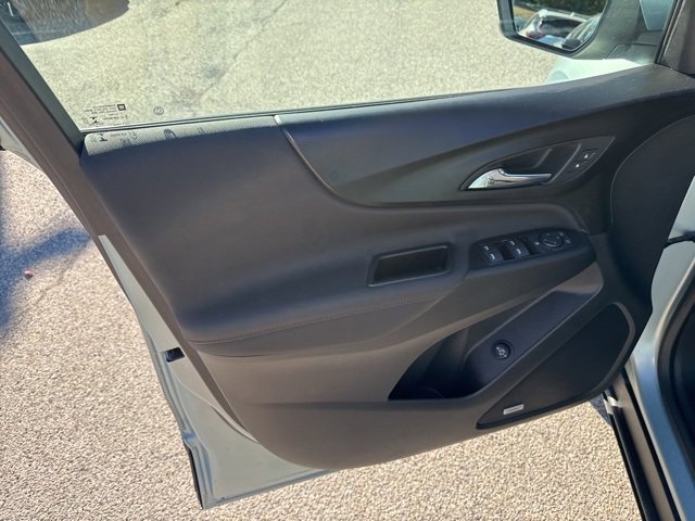 Used 2022 Chevrolet Equinox RS w/ RS Leather Package image 61