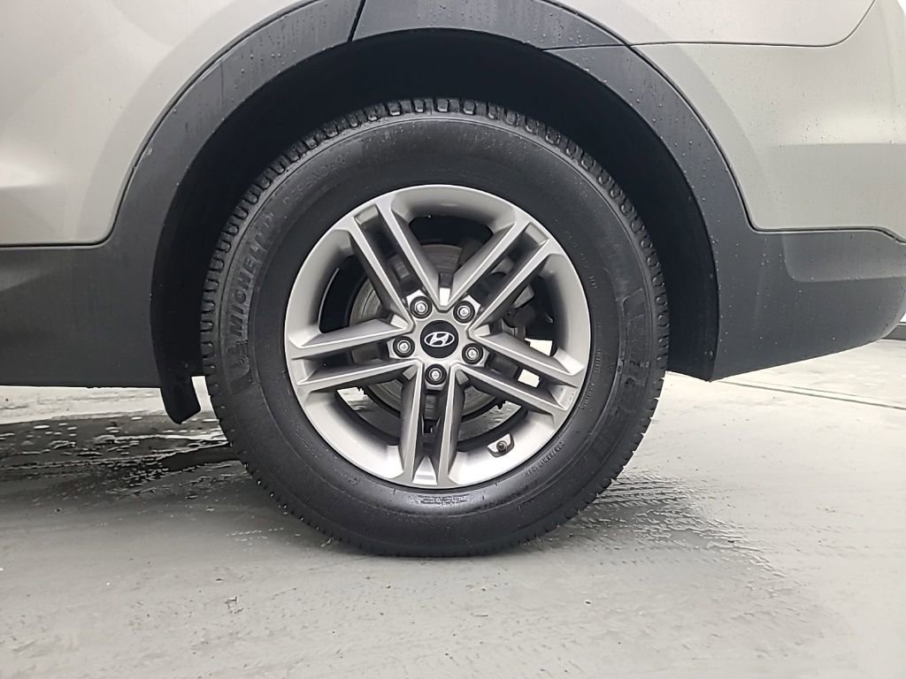 Used 2017 Hyundai Santa Fe Sport AWD/4WD image 10